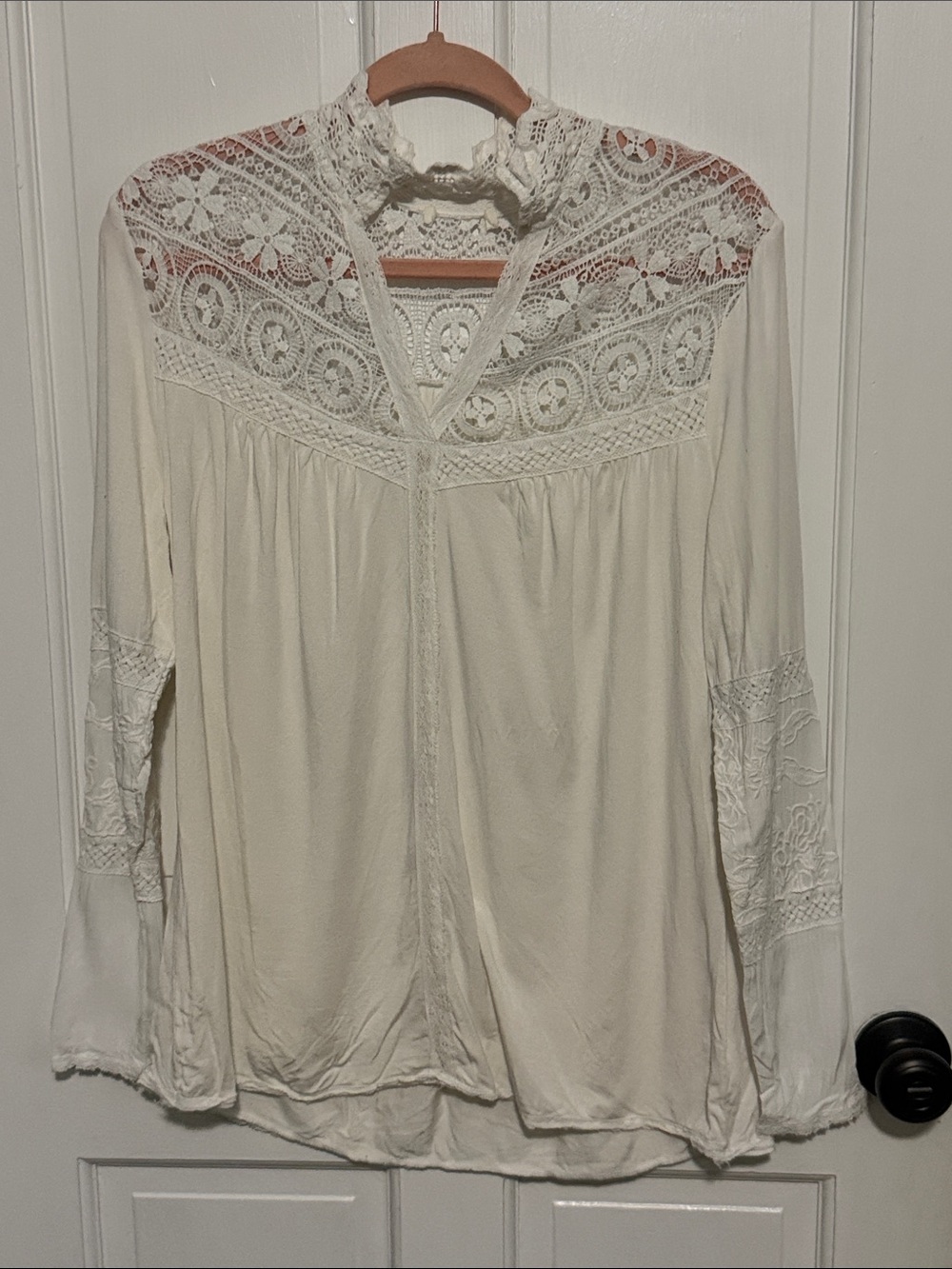 Cream Lace Yoke Long Sleeve Blouse